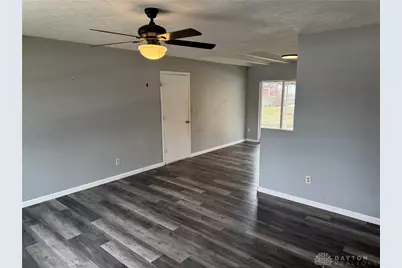 1142 Lee Road, Troy, OH 45373 - Photo 4