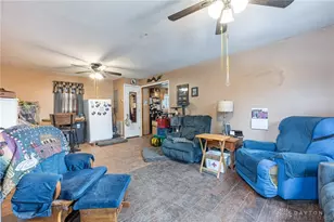 6342 Saxony Rd, Miamisburg, OH 45342 - Photo 2