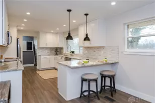 7226 Barr Cir, Dayton, OH 45459 - Photo 12