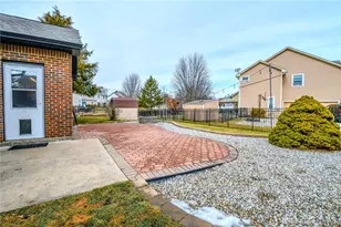 1374 Rose Lake Dr, Bellbrook, OH 45305 - Photo 42