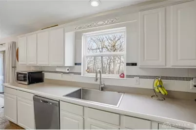 6388 Stoney Creek Drive, Dayton, OH 45424 - Photo 16