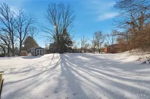 2805 Cottonwood Dr, Springfield, OH 45504 - Photo 38