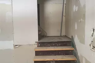 467 Groveland Ave, Dayton, OH 45417 - Photo 8