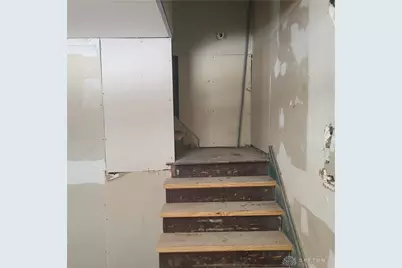 467 Groveland Avenue, Dayton, OH 45417 - Photo 10