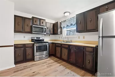 3054 Maginn Drive, Beavercreek, OH 45434 - Photo 8