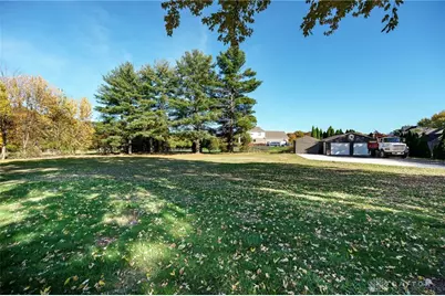 9550 Paragon Road, Dayton, OH 45458 - Photo 4