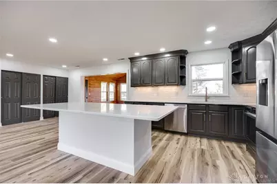 9550 Paragon Road, Dayton, OH 45458 - Photo 24