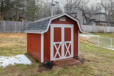 2087 Lehigh Place, Moraine, OH 45439 - Photo 12