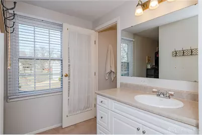 4130 Beech Tree Court, Dayton, OH 45424 - Photo 32