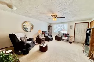 3312 Hazelpark Pl, Dayton, OH 45406 - Photo 4