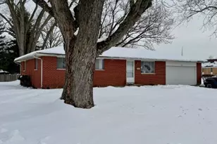 3312 Hazelpark Pl, Dayton, OH 45406 - Photo 2