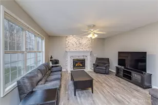 1345 Kenton Way, Troy, OH 45373 - Photo 4