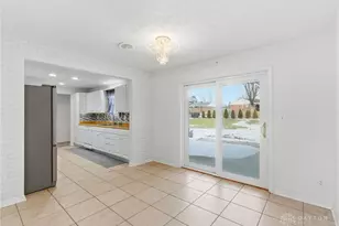 3081 Glengarry Dr, Dayton, OH 45420 - Photo 8