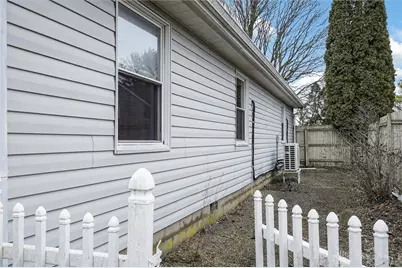 251 E 1st Street, London, OH 43140 - Photo 32