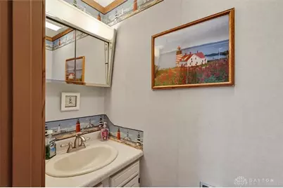 251 E 1st Street, London, OH 43140 - Photo 20