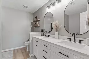 5 Woodcliff Blvd, Springboro, OH 45066 - Photo 24