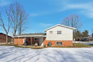 3835 Schroeder Dr, Fairfield Township, OH 45011 - Photo 2