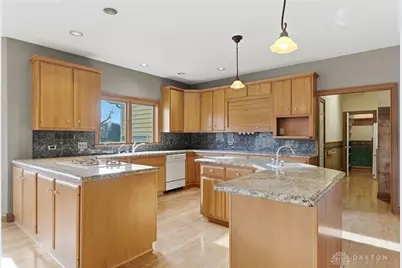 2644 Center Creek Circle, Spring Valley, OH 45370 - Photo 20