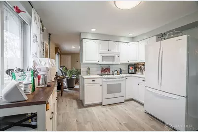 440 Katy Lane, Englewood, OH 45322 - Photo 10