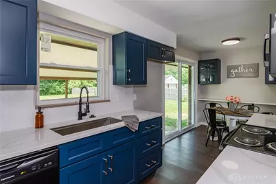 3976 Graham Drive, Beavercreek, OH 45431 - Photo 6