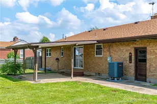 3976 Graham Dr, Beavercreek, OH 45431 - Photo 20