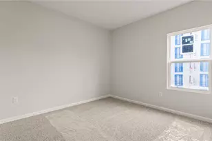 2254 Kiel St, Huber Heights, OH 45424 - Photo 10