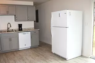 2472 Thornhill Dr, Troy, OH 45373 - Photo 4