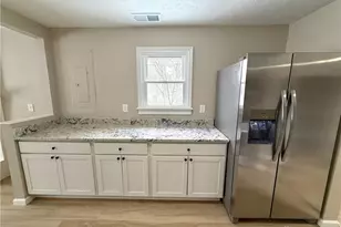 9680 Williams Dr, Franklin, OH 45005 - Photo 10