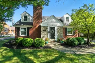 315 Patterson Rd, Oakwood, OH 45419 - Photo 2