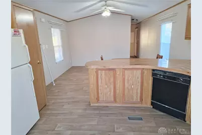 5231 Scotsman, Dayton, OH 45414 - Photo 4