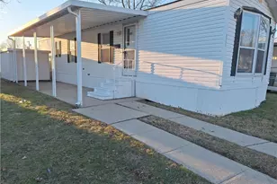 5231 Scotsman, Dayton, OH 45414 - Photo 2