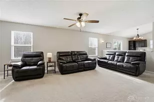 406 Chapelgate Dr, Fairborn, OH 45324 - Photo 14