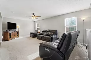 406 Chapelgate Dr, Fairborn, OH 45324 - Photo 10