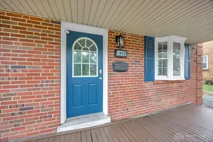 1833 Leona Dr, Cincinnati, OH 45238 - Photo 2