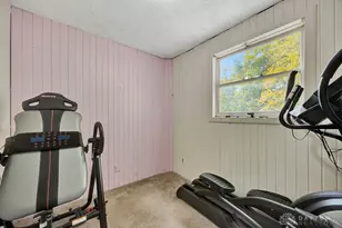 1833 Leona Dr, Cincinnati, OH 45238 - Photo 16