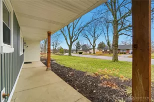 65 Dale Ridge Dr, Centerville, OH 45458 - Photo 4