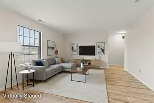 971 Pine Needles Dr, Dayton, OH 45458 - Photo 2