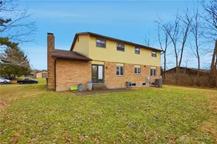 2126 Mohave Dr, Beavercreek, OH 45431 - Photo 38