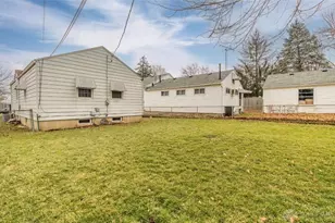 1821 S Smithville Rd, Dayton, OH 45420 - Photo 20