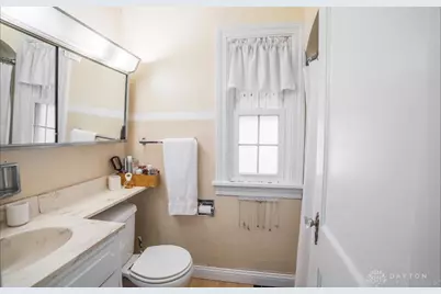 1821 S Smithville Road, Dayton, OH 45420 - Photo 14