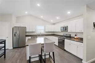 215 Riesling Dr, Englewood, OH 45322 - Photo 8