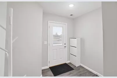 215 Riesling Drive, Englewood, OH 45322 - Photo 4