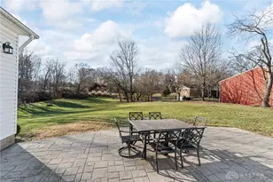 2331 Wedgewood Dr, Beavercreek, OH 45434 - Photo 4