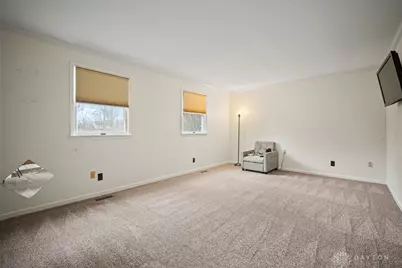 391 Roselake Drive, Dayton, OH 45458 - Photo 8