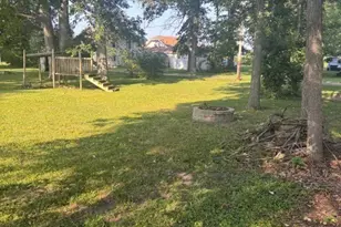 222 Park St, Russells Point, OH 43348 - Photo 4