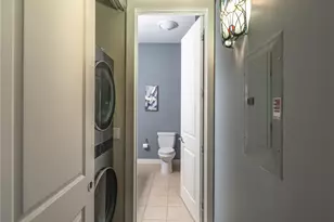 207 E 6th St, Dayton, OH 45402 - Photo 14