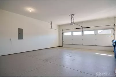 822 Pebble Place, Tipp City, OH 45371 - Photo 36