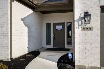 822 Pebble Place, Tipp City, OH 45371 - Photo 4