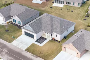 755 W Bentley Cir, Troy, OH 45373 - Photo 12