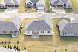 755 W Bentley Cir, Troy, OH 45373 - Photo 14